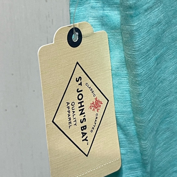 St. John’s Bay top - Picture 3 of 6